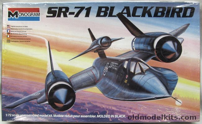 Monogram 1/72 Lockheed SR-71 Blackbird with GTD-21 Drone and Ground Cart, 5810 plastic model kit